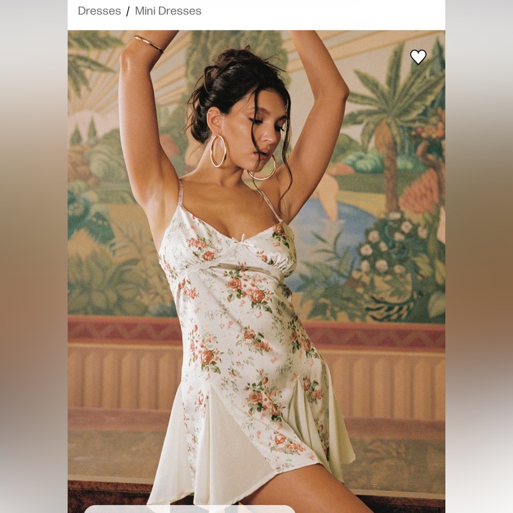 Princess Polly LUCARDI SATIN MINI DRESS FLORAL - Picture 2 of 7
